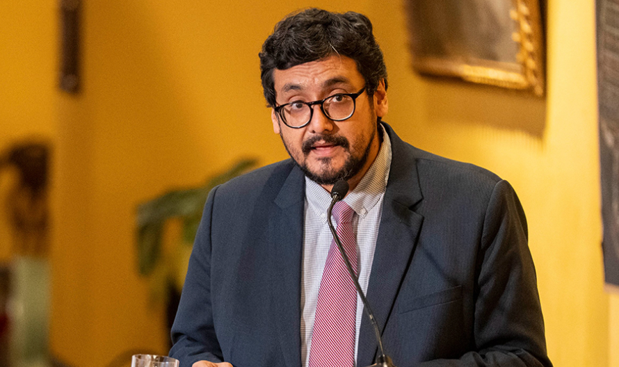 José Fernando Reyes renuncia al Mincetur a un día de su interpelación en el Congreso