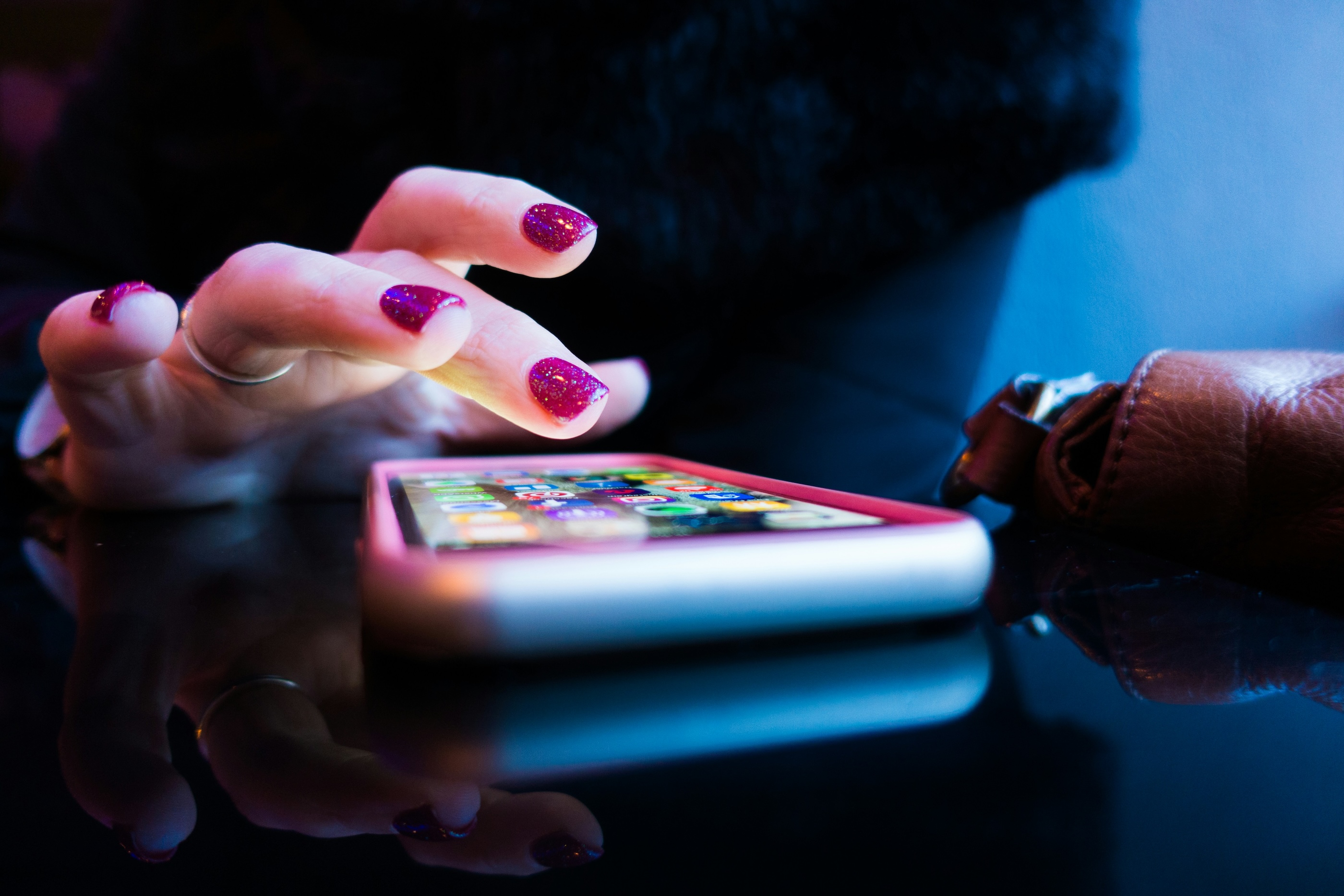 El celular marca el ritmo: así cambió la forma de entretenerse de millones de peruanos