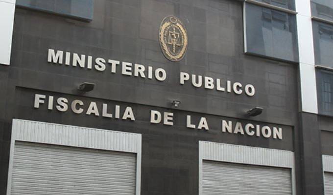 Piden 18 meses de prisión preventiva para policías acusados de cobrar coimas en Ate