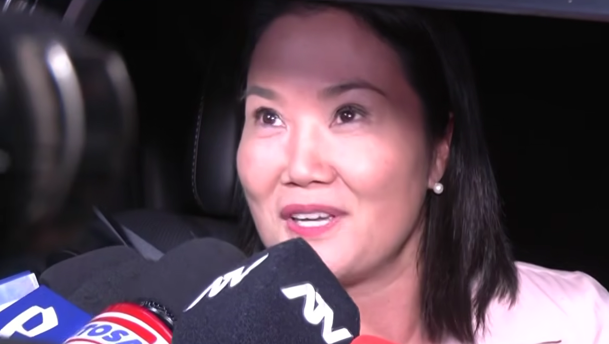 Keiko Fujimori se muestra optimista mientras avanza el conteo de votos