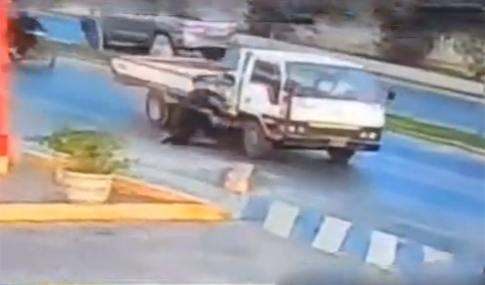 San Juan de Lurigancho: joven en scooter muere arrollado por camión