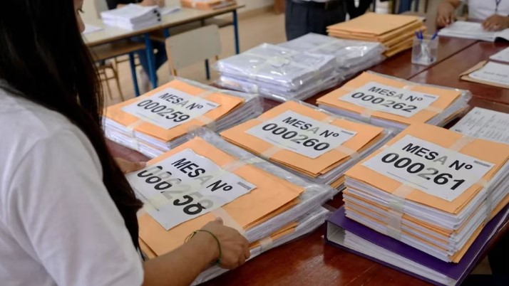 Jurado Electoral rechaza a Juntos por el Perú pedido de nulidad de más de 1.700 mesas