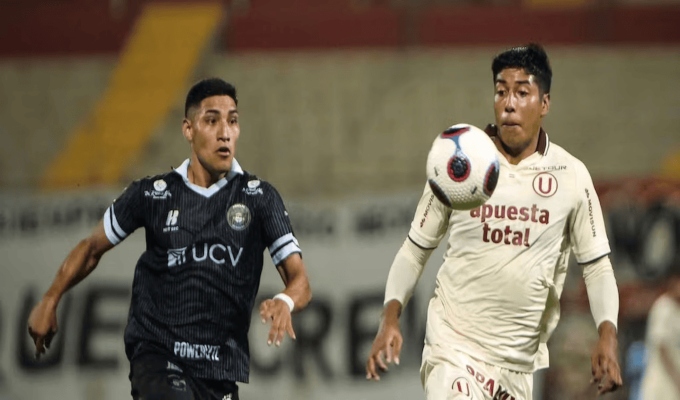 Universitario cayó 2-0 ante Pirata FC en su debut en la Copa de la Liga 2026