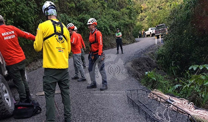 Camioneta cae a abismo de 150 metros en Pasco: accidente deja un muerto y dos heridos graves