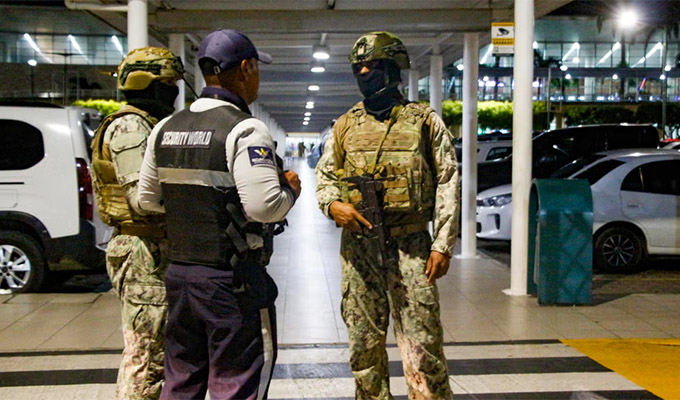 Ecuador: cabecilla de banda criminal fue asesinado a balazos en el aeropuerto de Guayaquil