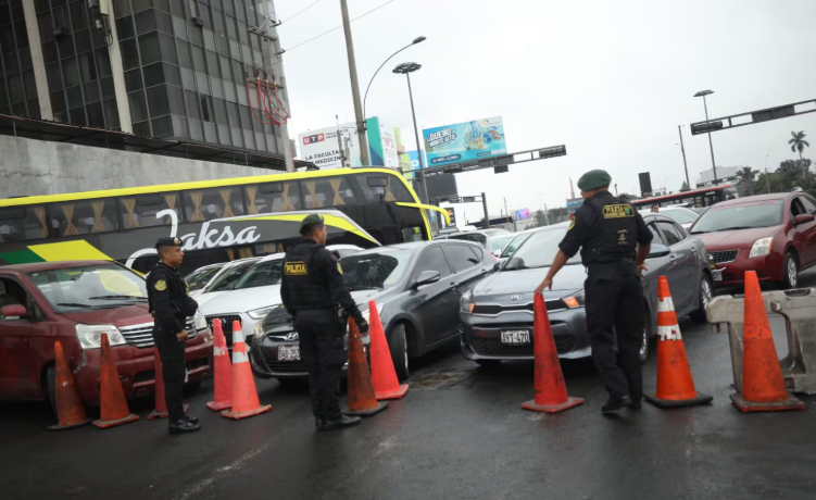 MML restringe acceso vehicular al Centro Histórico por anuncio de movilizaciones
