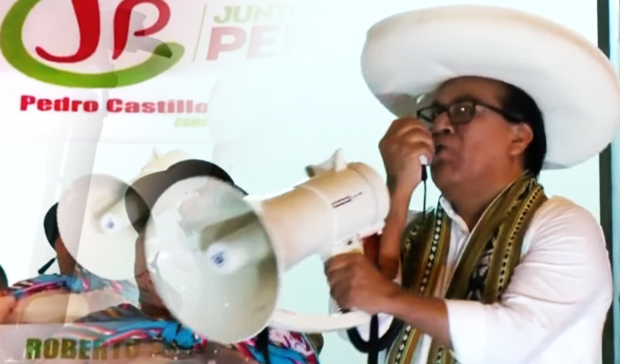 La teoría de lo absurdo de Juntos por el Perú: violencia en su marcha contra periodista de Panorama