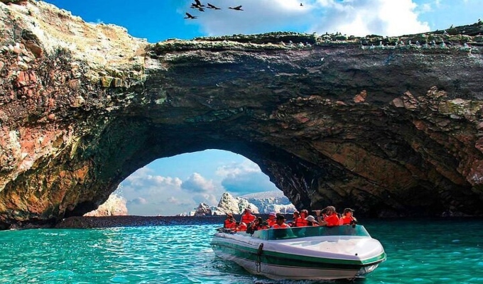 Ica: suspenden salidas turísticas a las islas Ballestas por fuertes vientos y oleajes