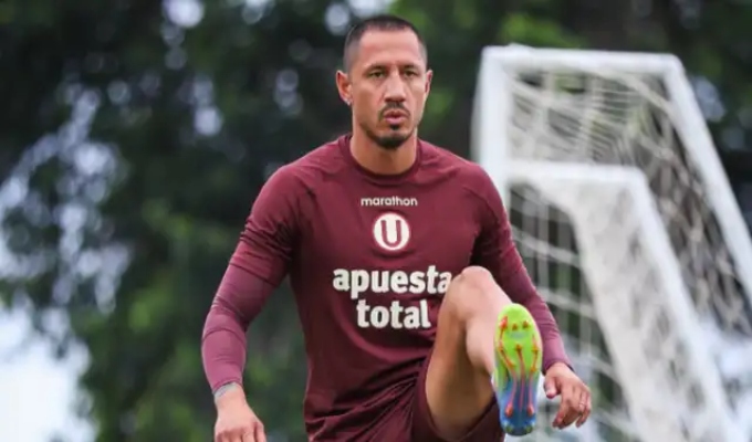 Universitario: Lapadula se pronuncia sobre jugar en el Monumental