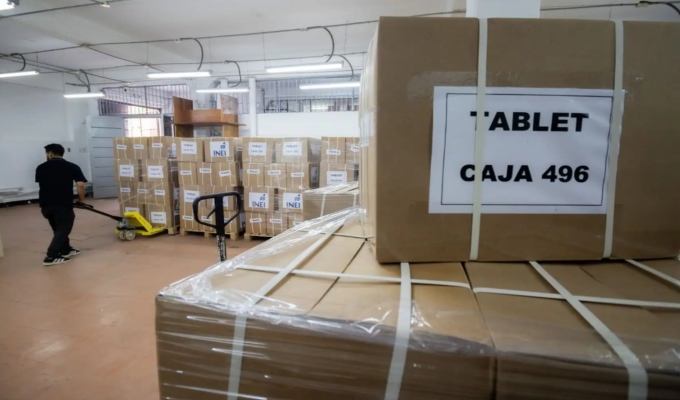 INEI transfiere 22.500 tabletas al Minedu para fortalecer la educación en zonas rurales
