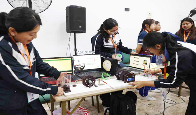 Minedu anuncia la quinta Hackathon en Tecnologías Digitales 2026