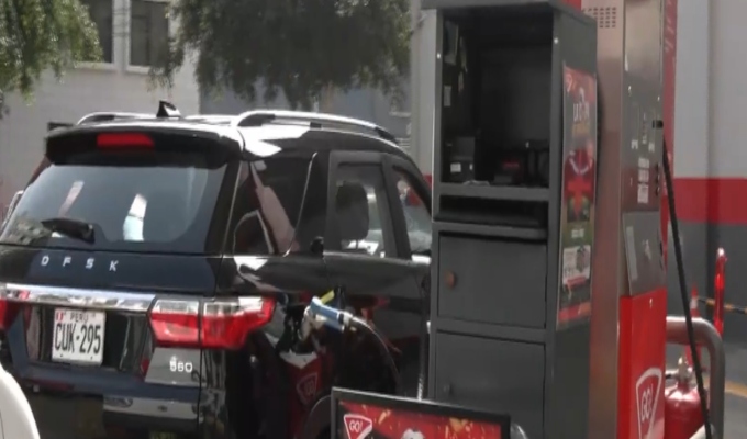 Precio del combustible en el Perú es uno de los más caros de la región
