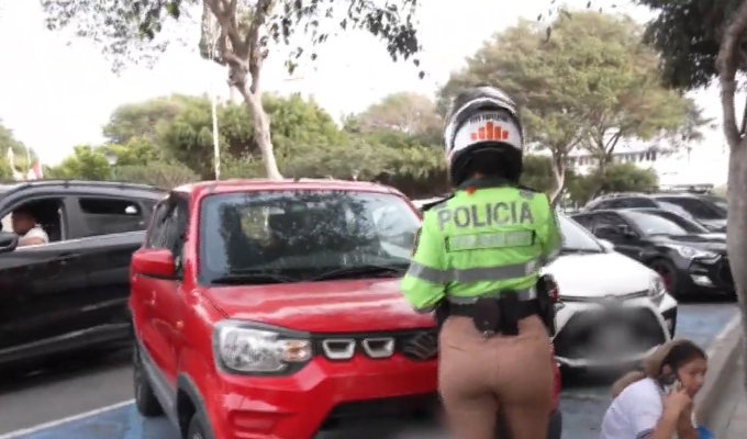 Operativo en Magdalena: conductores no respetan estacionamientos para personas con discapacidad