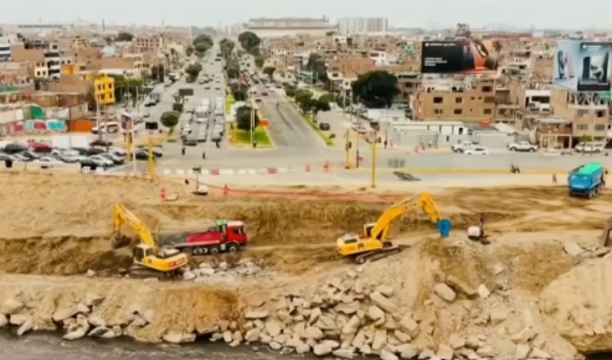 Contraloría alerta déficit presupuestal en puente Santa Rosa, acceso al Jorge Chávez
