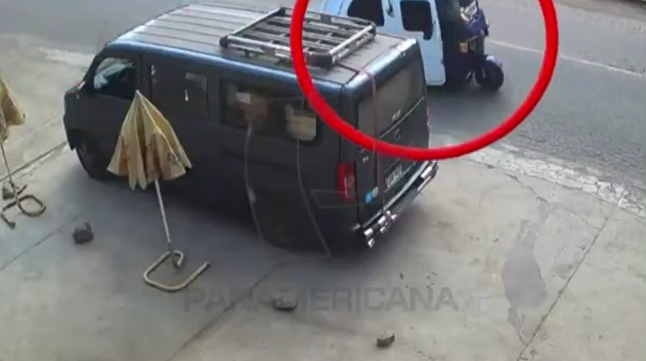 Manchay: cámara de seguridad muestra atentado a bus lleno de pasajeros