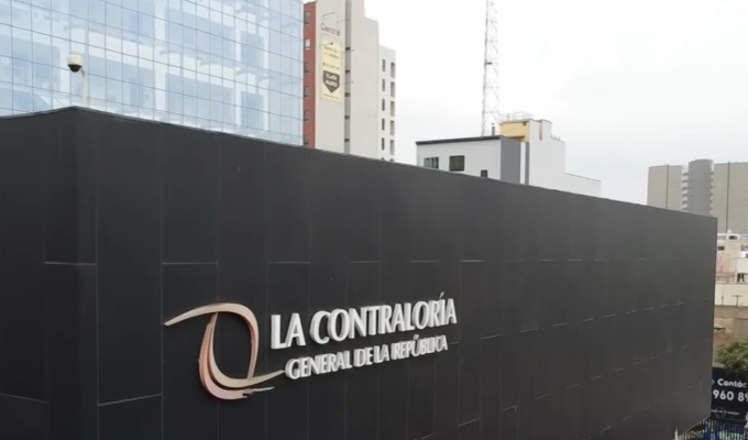 Contraloría alerta que más de 2 mil obras públicas están paralizadas en el Perú