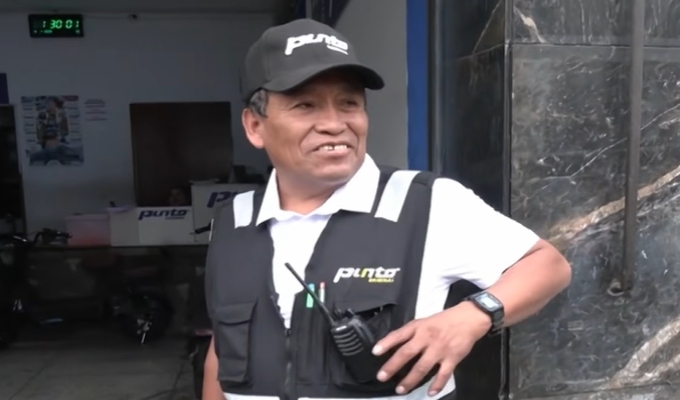 Ley Silla: trabajadores que permanecen de pie tendrán derecho a descansar sentados