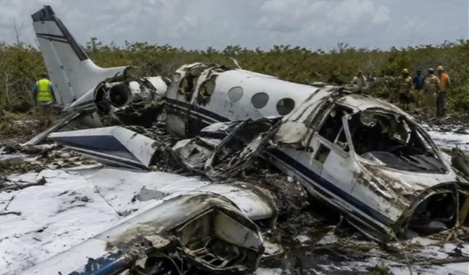 Tragedia en Bahamas: avioneta se incendia tras estrellarse y deja 10 fallecidos
