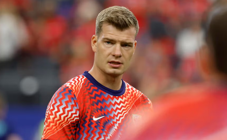 Alexander Sorloth es amenazado de muerte tras eliminación de Noruega del Mundial 2026