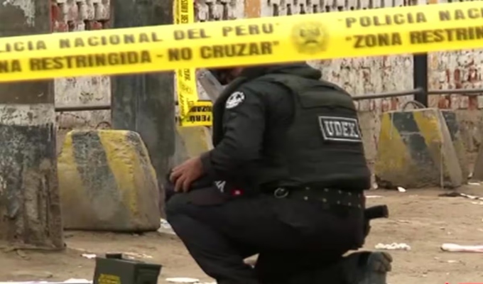 ¡Alarma en el Callao! Dejan granada de guerra en la puerta de una vivienda en el distrito de La Perla