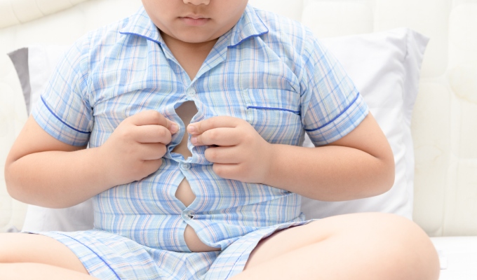 ¿Tu hijo tiene sobrepeso? Esta condición podría afectar su crecimiento y desarrollo