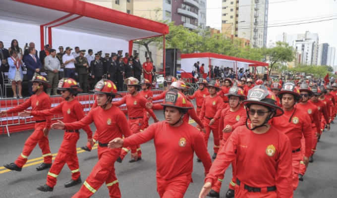 Bomberos anunciaron que no participarán en Desfile Cívico Militar por reducción de aforo