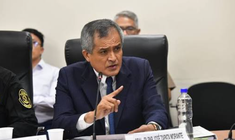 Ministerio del Interior defiende ley que permite a policías y militares ser juzgados en sus fueros