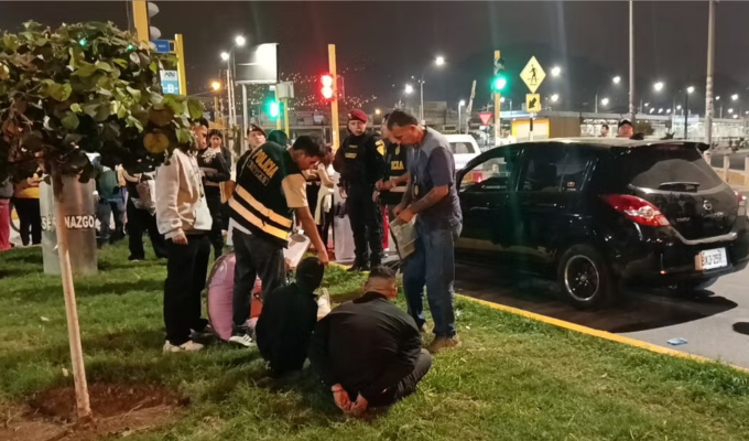 Intensa persecución en Comas: capturan a tres sujetos armados en la av. Universitaria