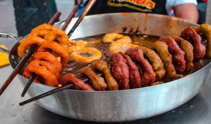 Ritmo, color y sabor: la gran cita gastronómica en Miraflores para revivir la historia del Perú a través de sus dulces