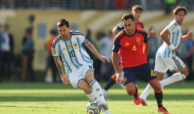 Aficionados argentinos juntan firmas en una petición para repetir la final del Mundial ante España