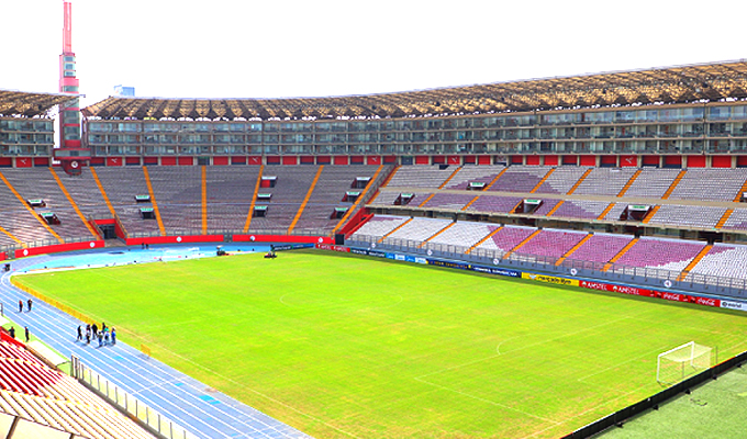 Vuelve el fútbol al renovado y mítico Estadio Nacional gracias a las mejoras impulsadas por el IPD
