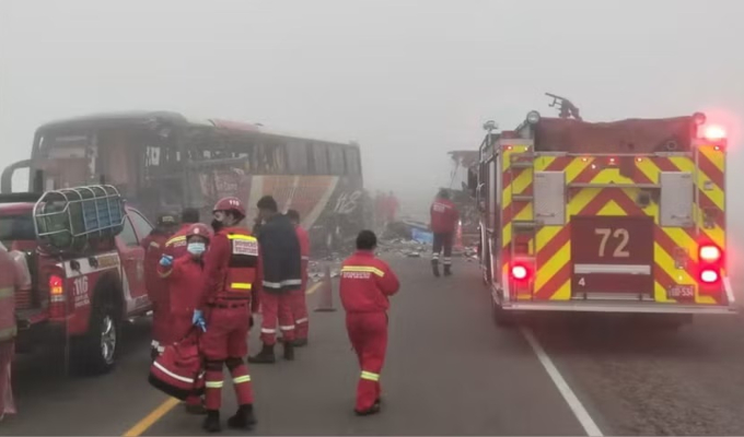 Tragedia en Tacna: cinco muertos y varios heridos deja choque de buses en la Panamericana Sur