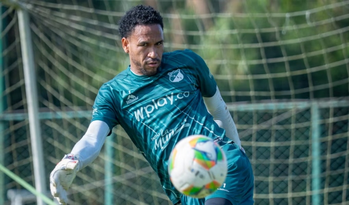 Gallese pone fin a rumores sobre su retorno a Alianza Lima para el Clausura