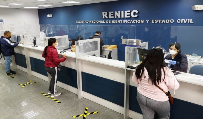 Reniec atenderá en horario especial este lunes 27 por el feriado no laborable