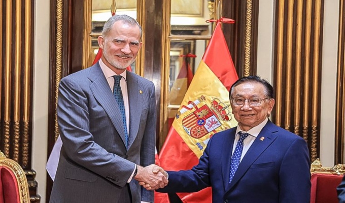 Presidente Balcázar y rey Felipe VI se reunieron en Palacio de Gobierno