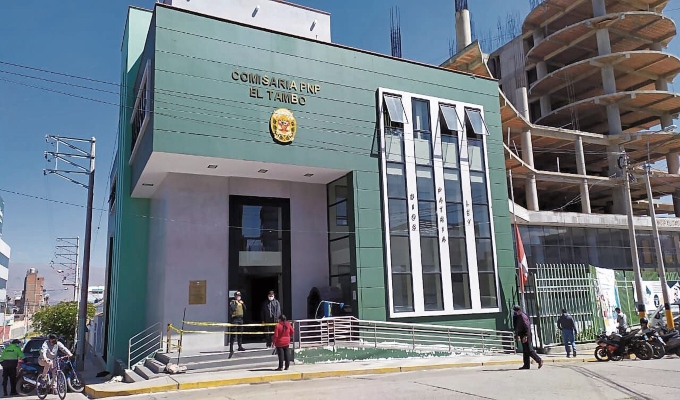 Mujer resulta gravemente herida tras enfrentamiento entre vecinos e invasores en Huancayo