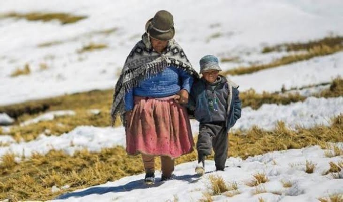 Cuna Más inicia distribución de más de 134 mil kits de abrigo en 19 regiones ante heladas y friaje