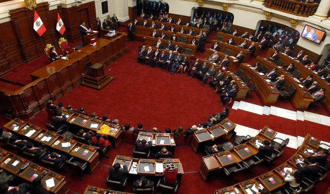 Ex oficial mayor del Congreso detalla el proceso para conformar las comisiones parlamentarias