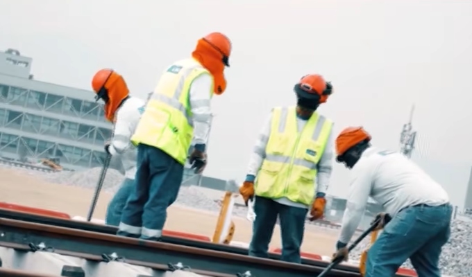 Gobierno anuncia megaproyectos para modernizar el transporte y reducir la congestión vial