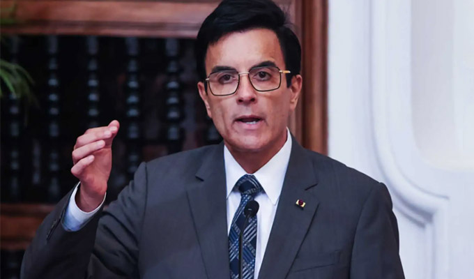 Canciller Carlos Espá tras viaje de Betssy Chávez a México: Somos un gobierno institucional