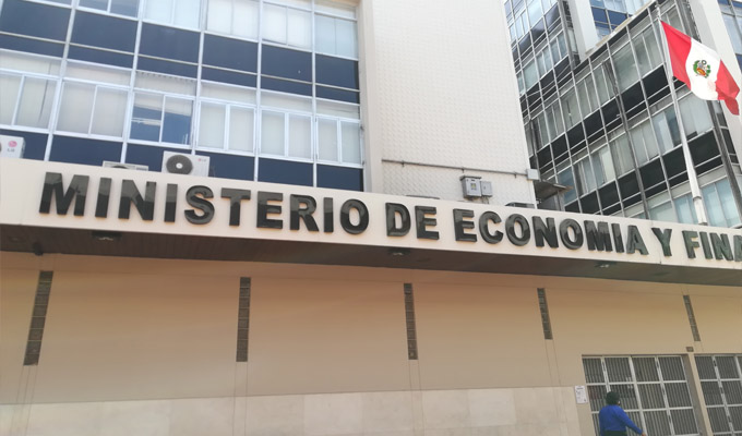 Confiep respalda iniciativa del Poder Ejecutivo para trasladar los feriados a los días lunes