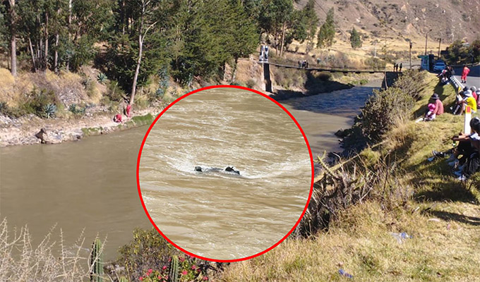 Auto con 6 pasajeros a bordo cae al río Mantaro en Jauja: tres mueren y uno está desaparecido
