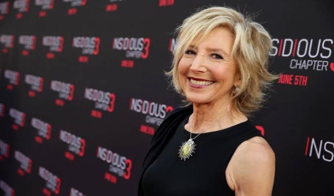 Lin Shaye llegó a Lima: visitó la Vía Expresa, la Huaca Pucllana y probó lomo saltado
