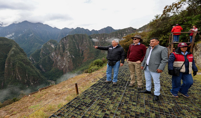 Ministro de Cultura inspecciona la Llaqta de Machu Picchu y anuncia impulso a investigación de nuevos caminos prehispánicos