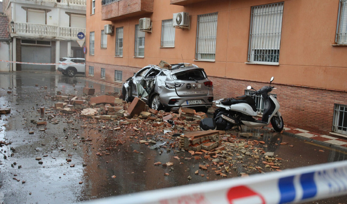 Temblor de magnitud 5,2 sacudió el sur de España y ocasionó daños materiales