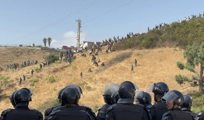 Fuerzas marroquíes interceptan a migrantes que intentaban cruzar a Ceuta