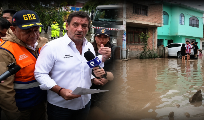 Alcalde de Lima visita zonas inundadas de Lima sur por lluvias y anuncia medidas de limpieza