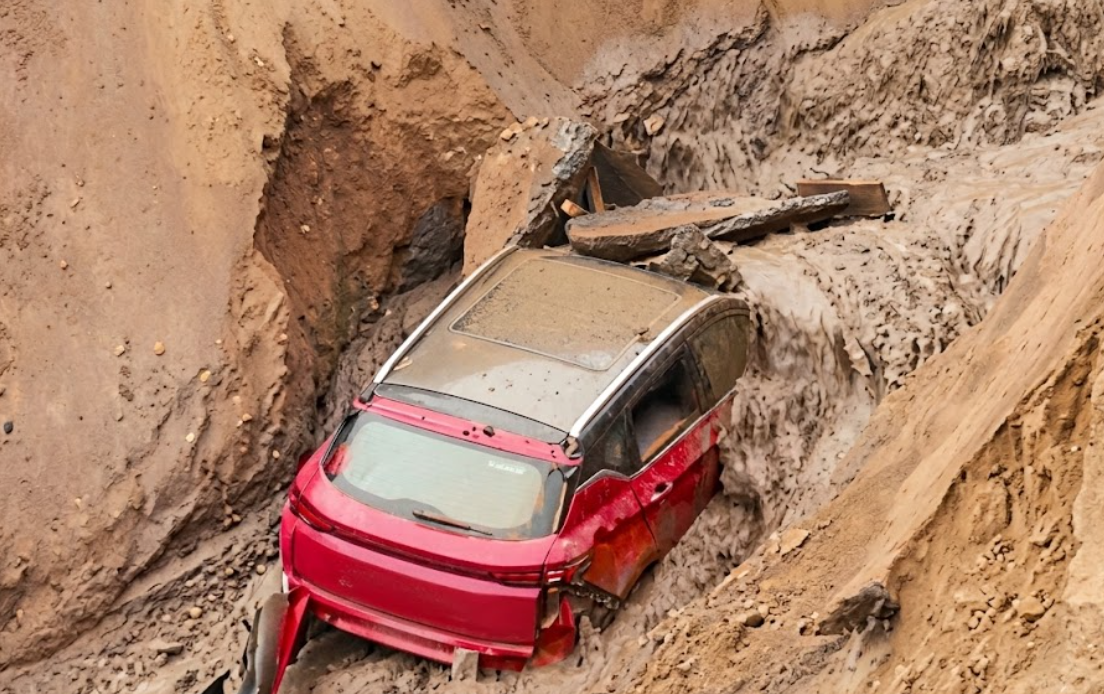 Ilo: tramo de carretera colapsa por huaicos