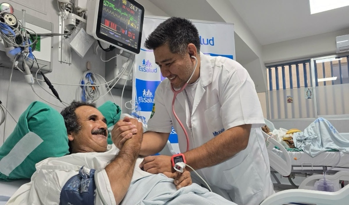 Especialistas de EsSalud salvan de infarto a paciente gracias a primera angioplastia primaria