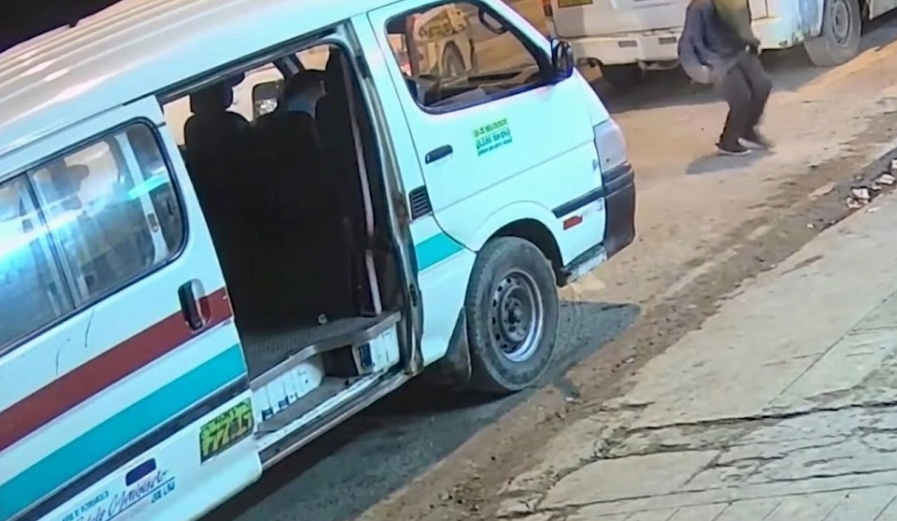 Extorsión en SJM: “jalador” y menor fueron baleados en ataque contra combi